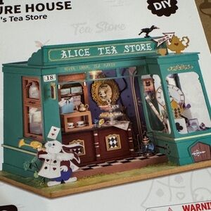 Alice in Wonderland Tea Store DIY Miniature Kit NWT Sealed! I ship same day🥳